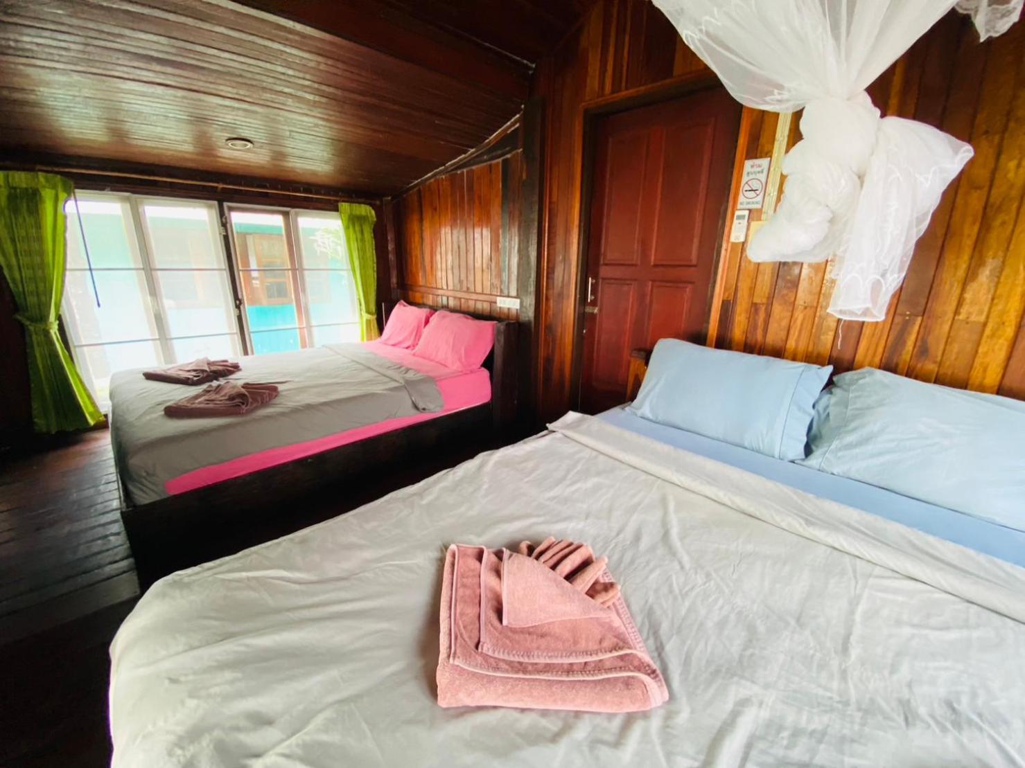 I-lay House Koh Kood गेस्ट हाउस